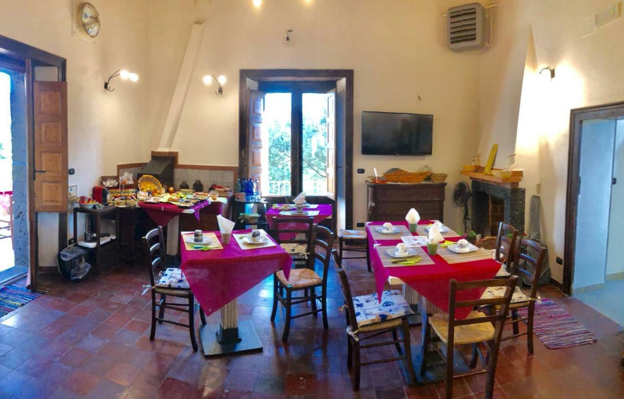 Agriturismo Sole Di Sicilia Randazzo Ngoại thất bức ảnh